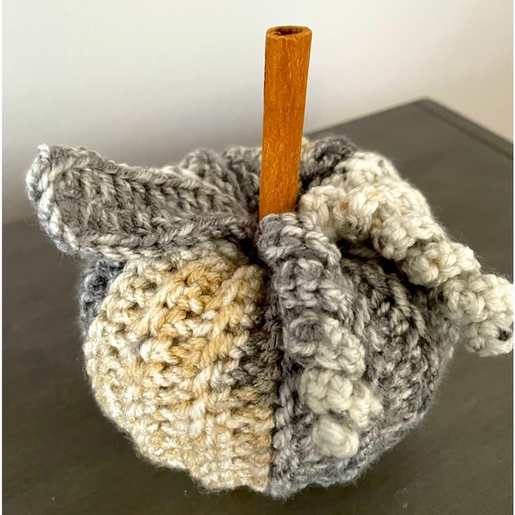 Other - Crochet Pumpkin with cinnamon stick and two curly cues